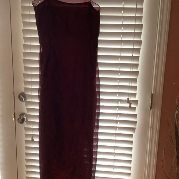 Formal gown with matching wrap - Picture 4 of 7